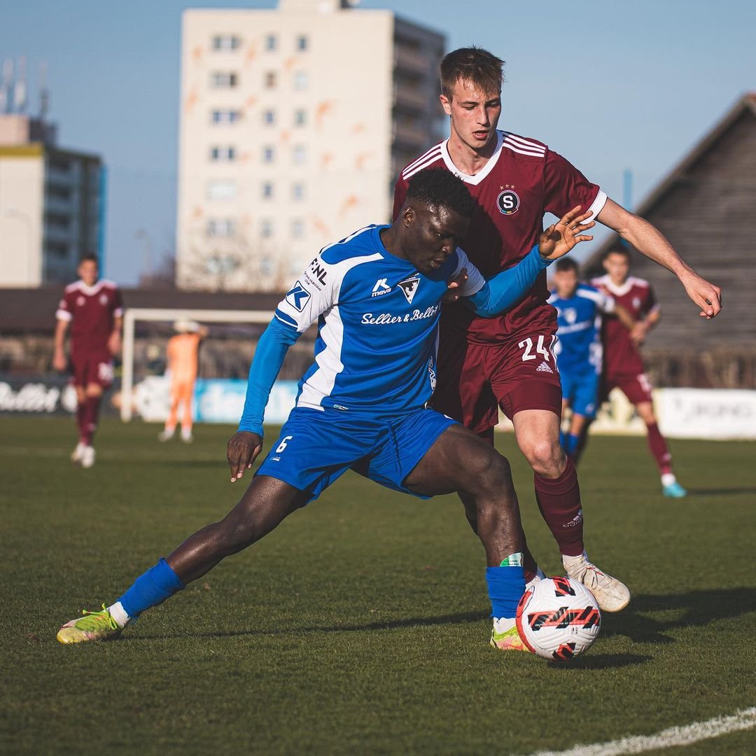 Sparta uplatnila na Dalibora Večerku opci a devatenáctiletý obránce tak přestupuje z Opavy na Spartu ?

Ať se ti v rudém dresu daří, Dalibore! ??❤️ #acsparta